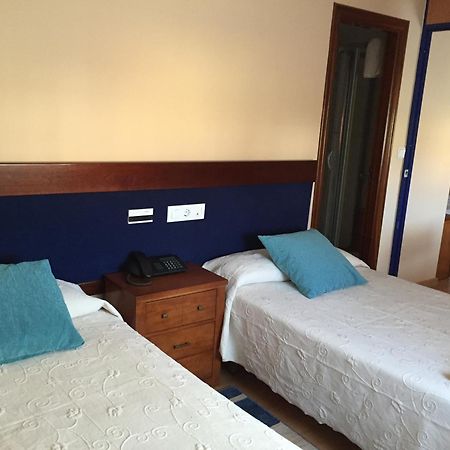 Hotel Santa Cruz Монтаос Номер фото