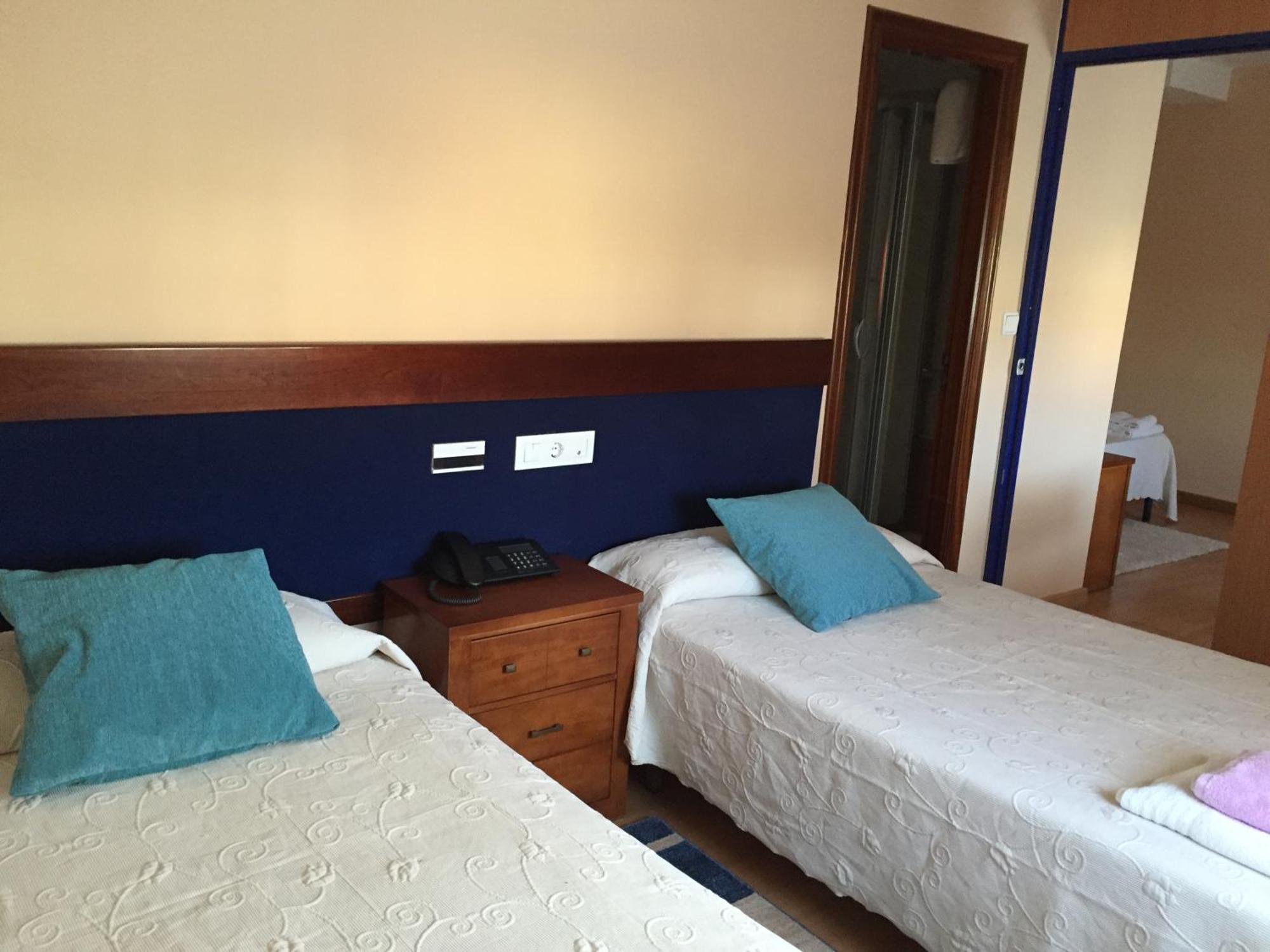 Hotel Santa Cruz Монтаос Номер фото