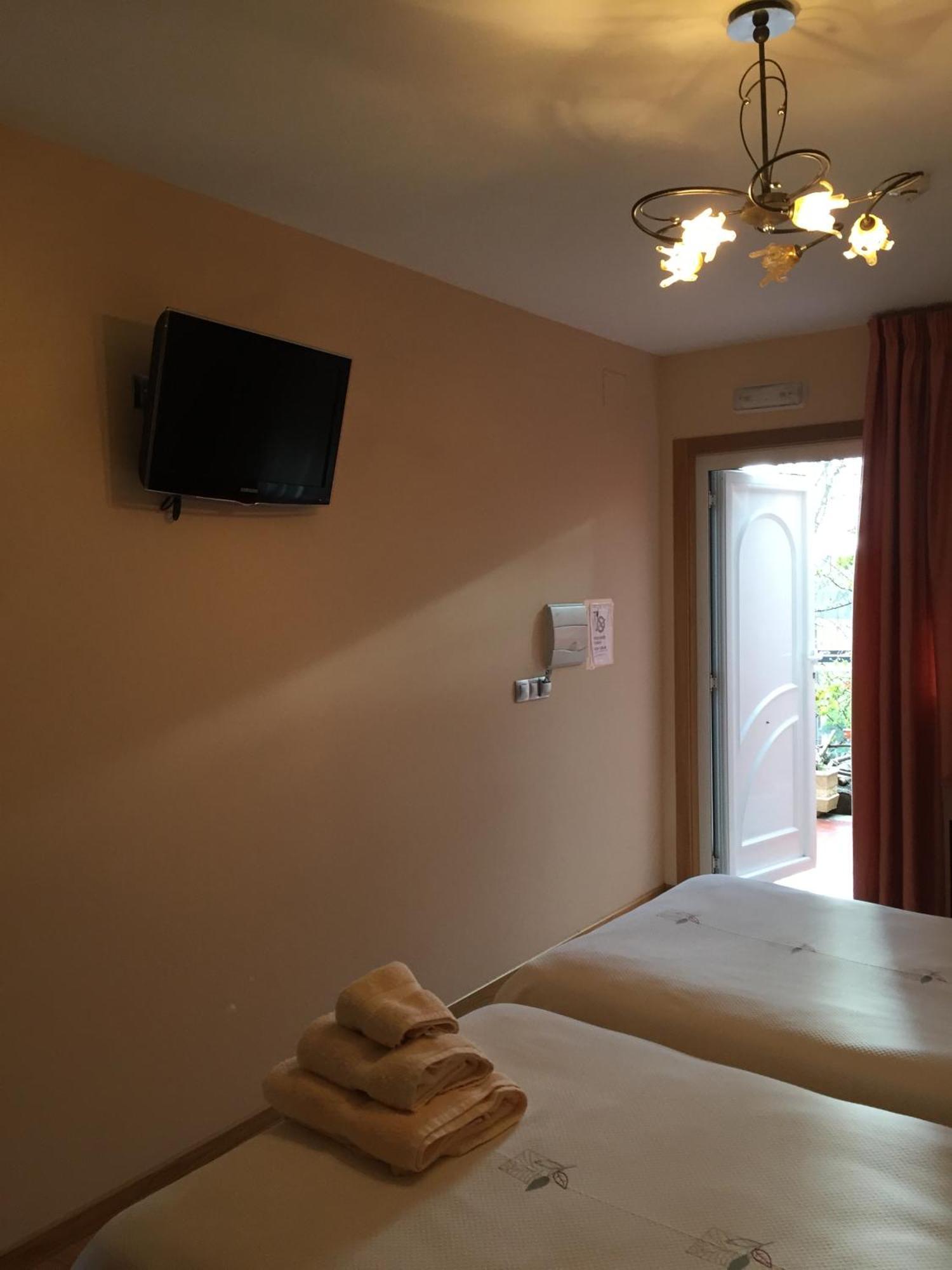 Hotel Santa Cruz Монтаос Номер фото
